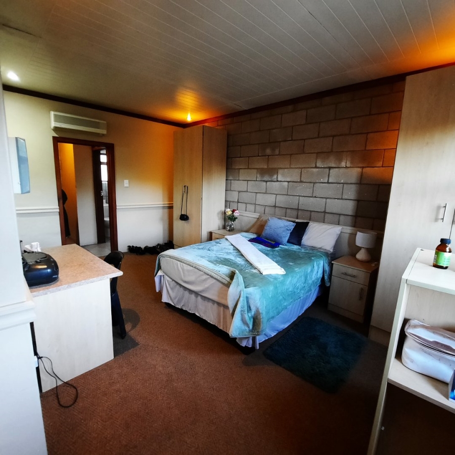 1 Bedroom Property for Sale in Brandwag Free State